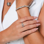 Anillo ajustable entrelazado Ariel en plata