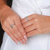Anillo ajustable entrelazado Ariel en plata