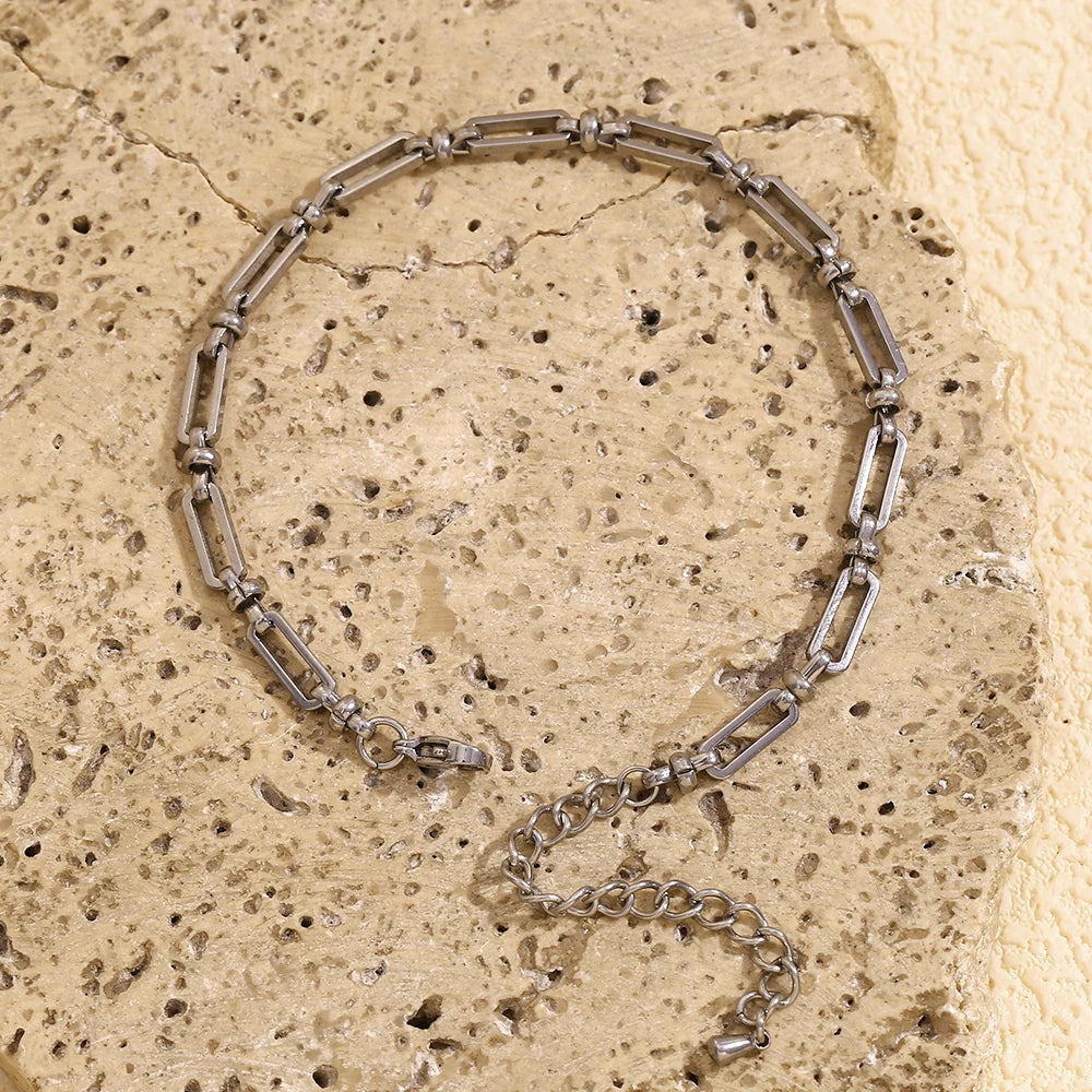 Tobillera minimalista chapada