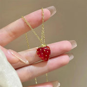 Collar con colgante de fresa roja para mujer y niña, cadena de clavícula de fresa de Color dorado, accesorios de joyería, regalos